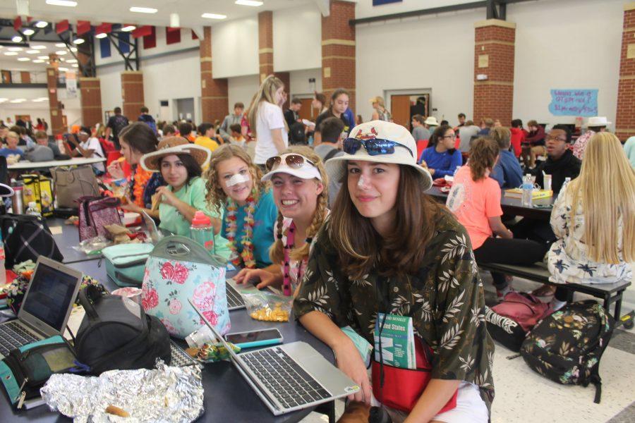 From+right+to+left%3A++Madi+McGuire%2C+Lexi+Kaiser%2C+Lexi+Guffey%2C+and+Juhaina+Aarda+show+off+their+spirit+for+school+by+dressing+as+tacky+tourists.
