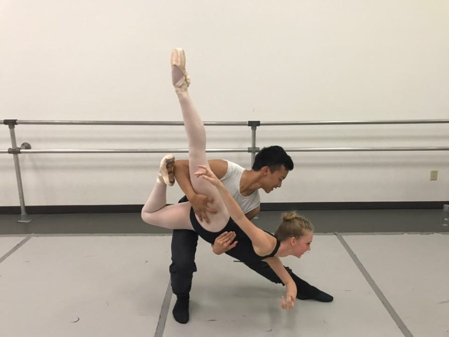 Laina+McMakin+dances+with+a+partner+at+the+Nashville+Ballet+studio.