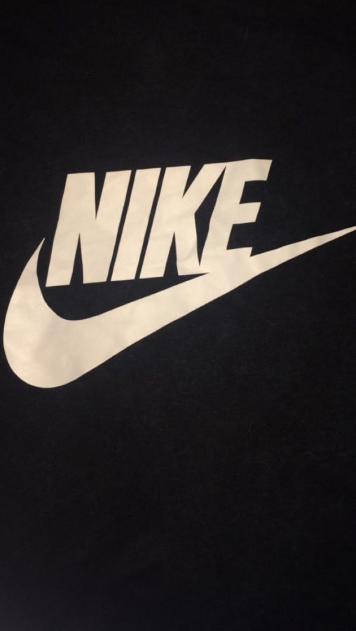 The+iconic+Nike+swoosh+