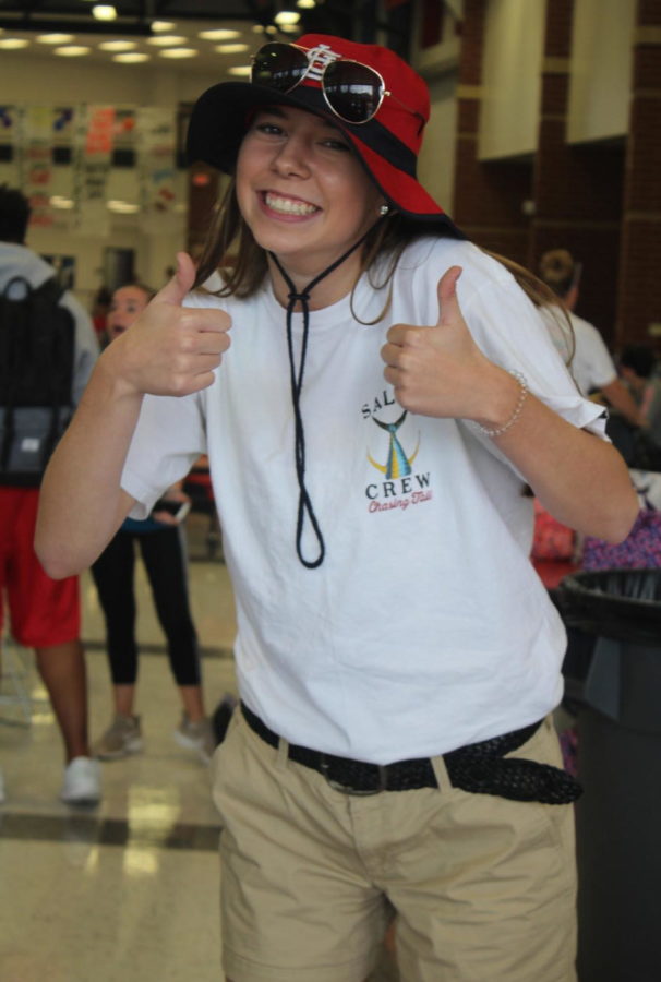 Junior Melanie Giljum is a safari explorer on spirit week's jungle day. 