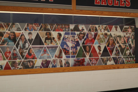 The new photo display exhibits students from various clubs and organizations.