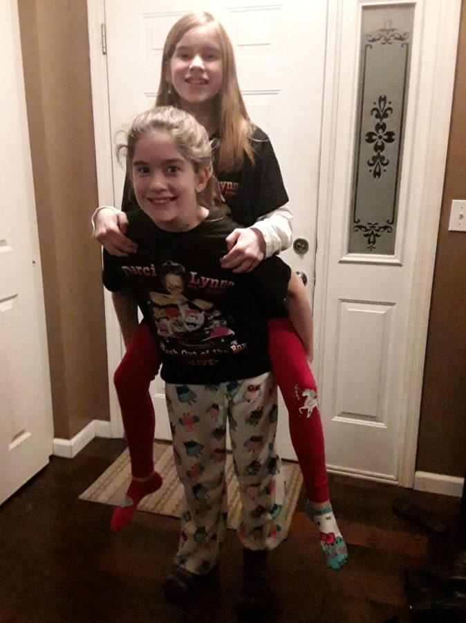 My little sisters Lydia and Madelyn and I went to see ventriloquist and Americas Got Talent winner Darci Lynne Farmer. Madelyn begged endlessly for Dearci Lynne tickets and she just so happened to be the one my mom was struggling to buy for this Christmas.