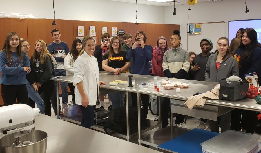 Mrs. Pizzos Culinary Arts I class with Mrs. Hansen