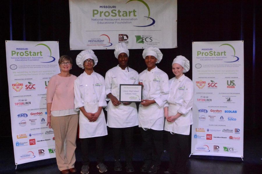 Ms.+Pizzo+joins+Neil+Sinclair%2C+Jade+Moore%2C+Randall+Dennis+and+Abby+Johnson+at+the+ProStart+competition+in+Springfield.+