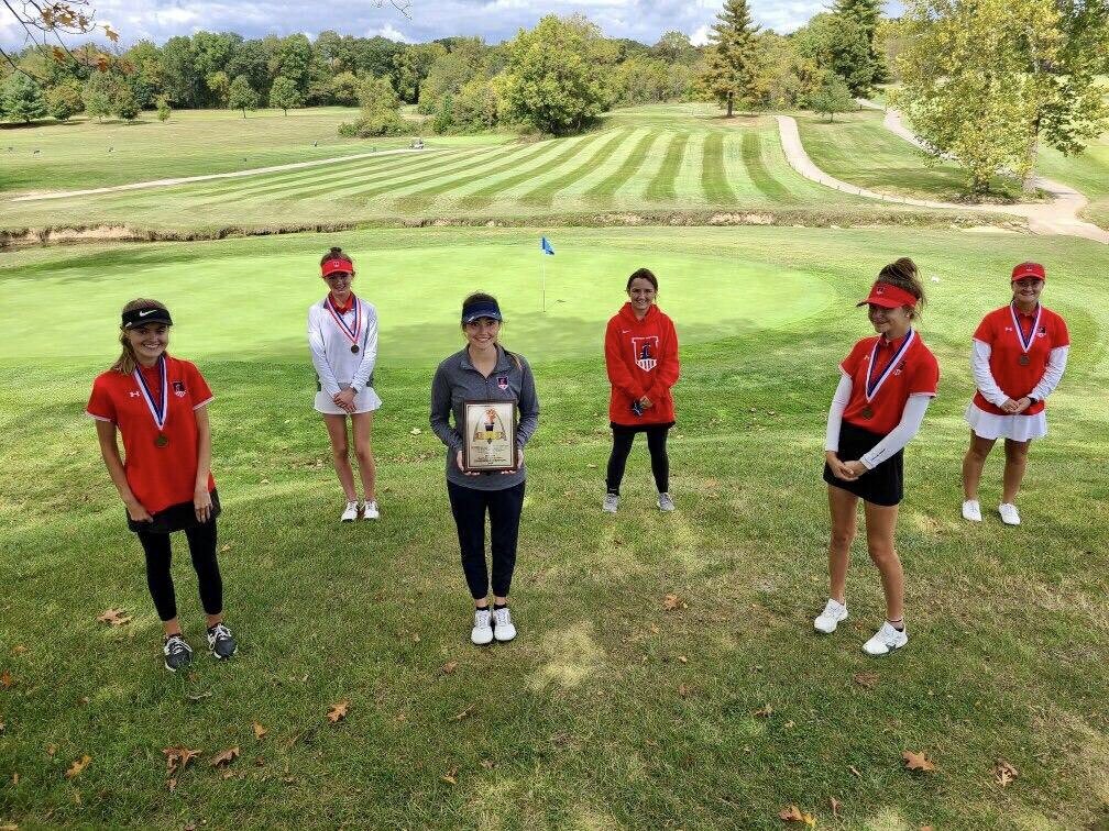 Liberty girls golf team finishes regular season undefeated