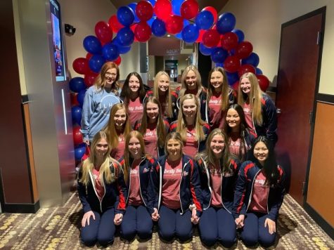 The varsity dance team had a private screening of the livestream at B&B Theatres. 