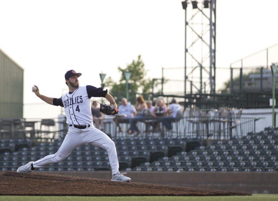 Joey Gonzalez pitches during the top of the second inning. 