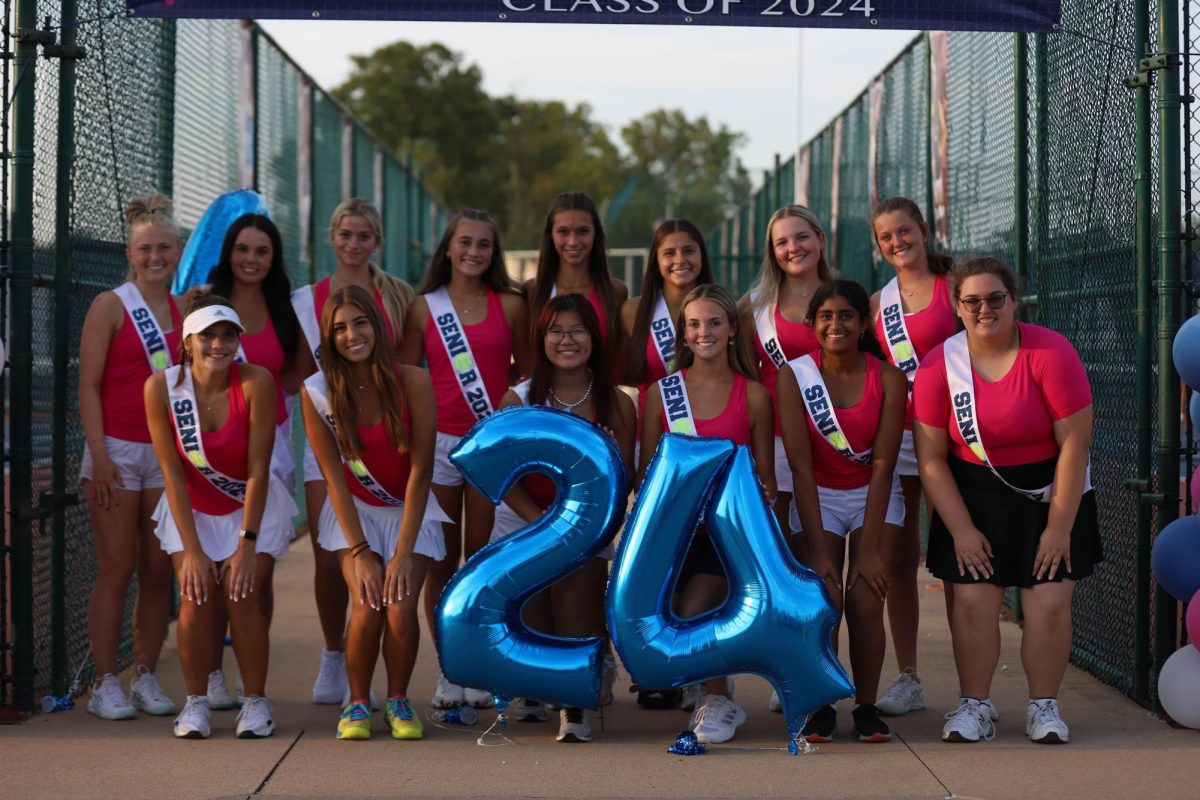The girls varsity tennis senior night recognized the commitment of 14 seniors. 