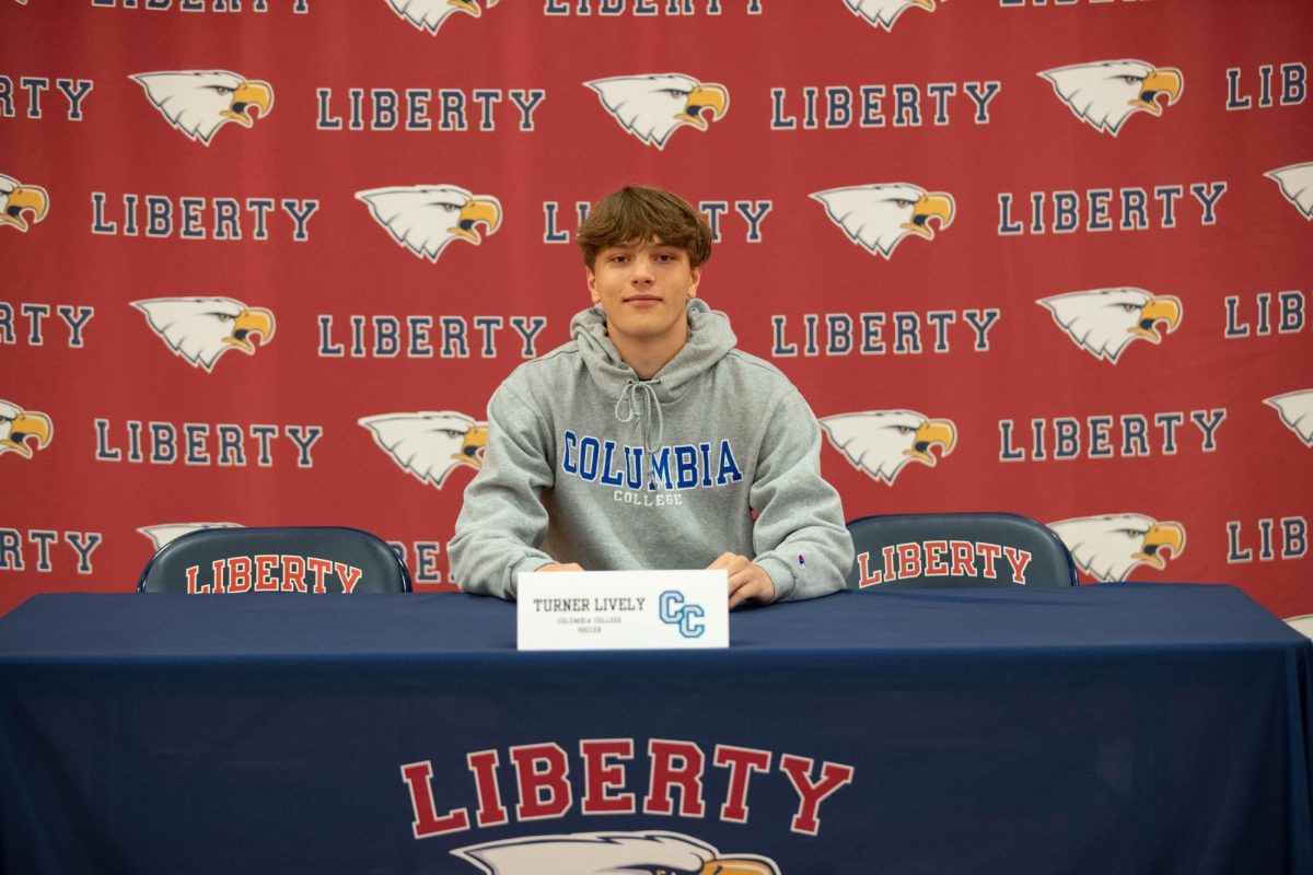 Turner Lively signed to Columbia College for soccer.