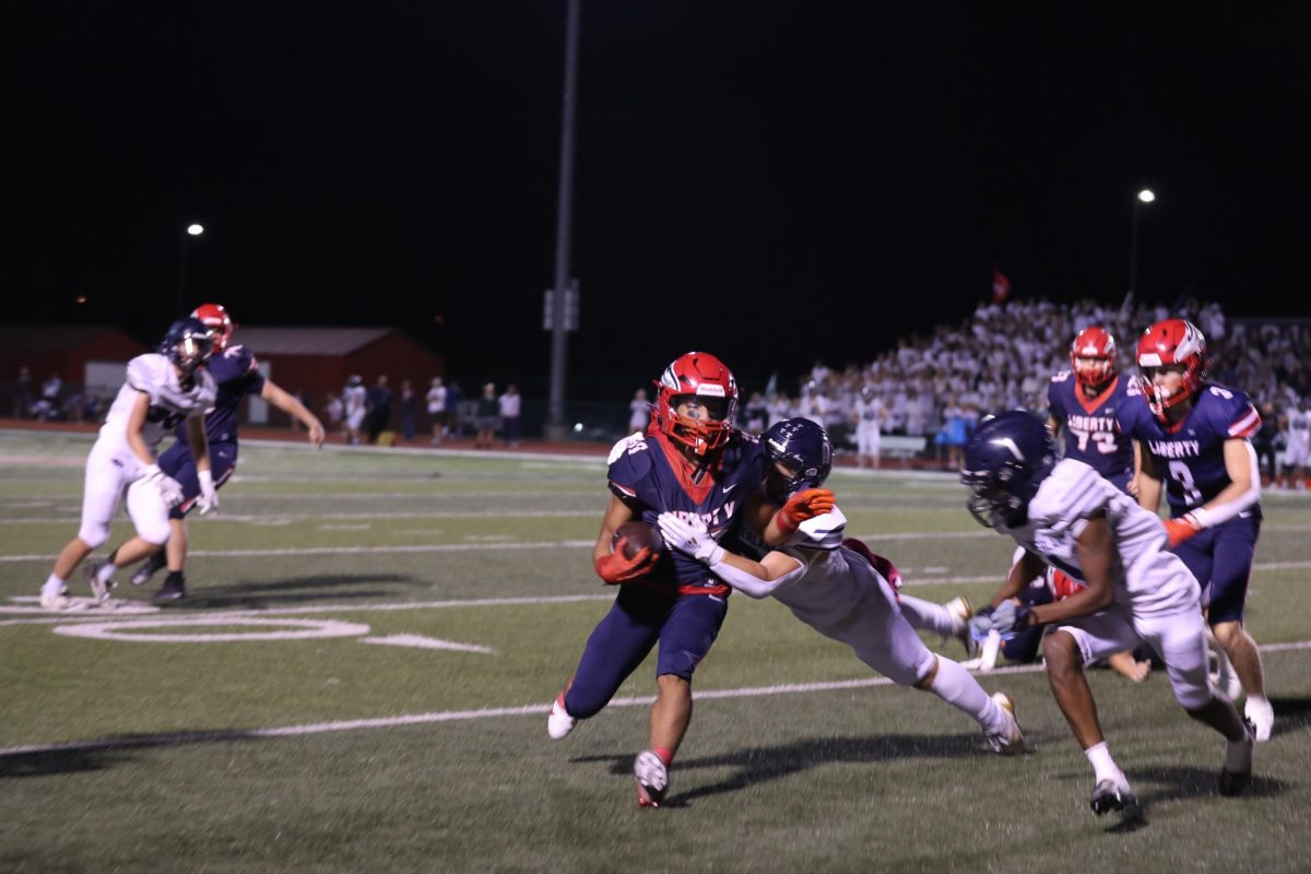 Jaylen Mack (11) gains ground into Timberland territory. 