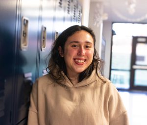 Pamela Capelletti (11) explains her experiences as an Italian exchange student.