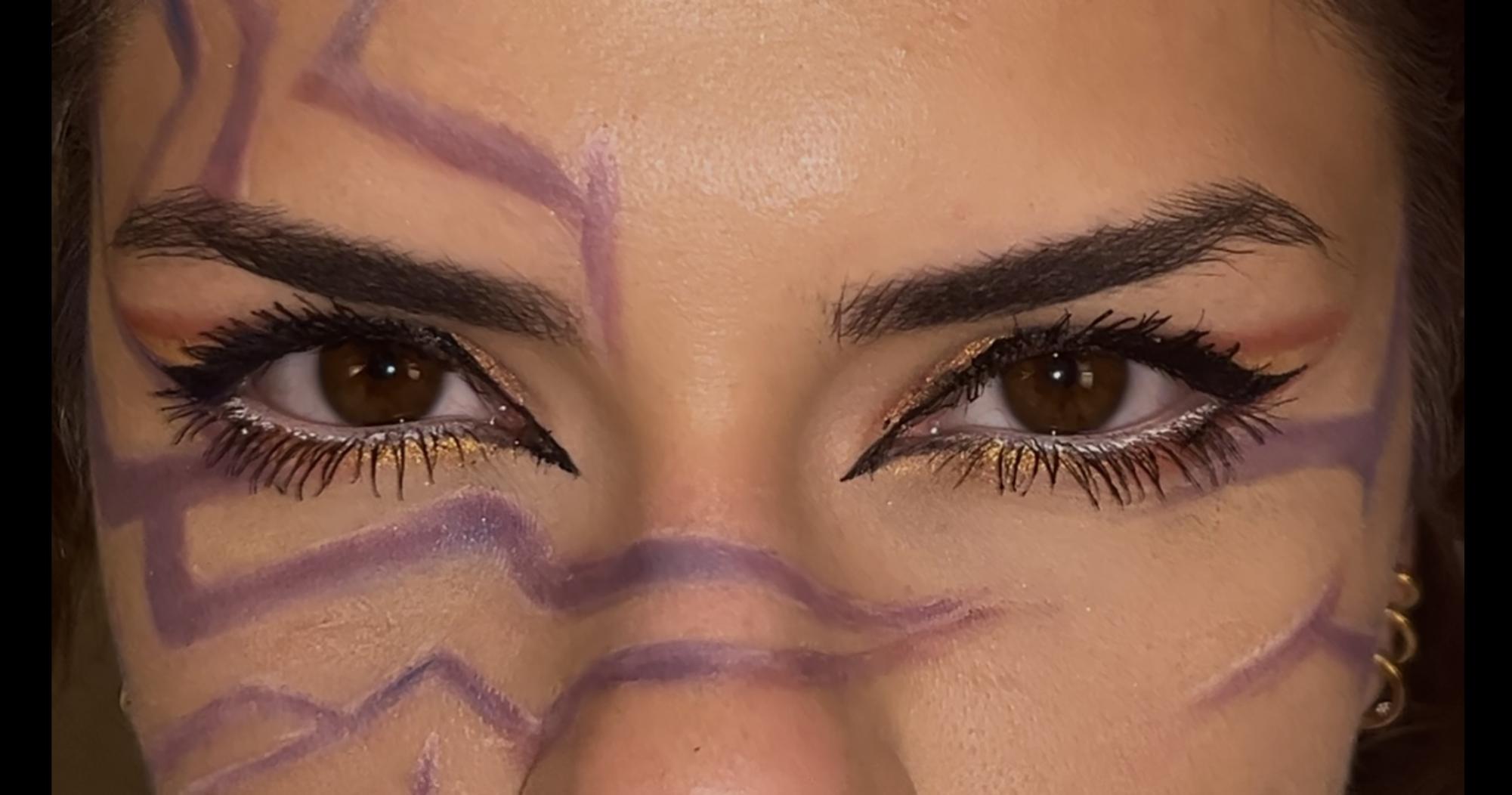 Annalisa Segura's (12) cosplay as Rumi for the Netflix hit movie "KPop Demon Hunters."