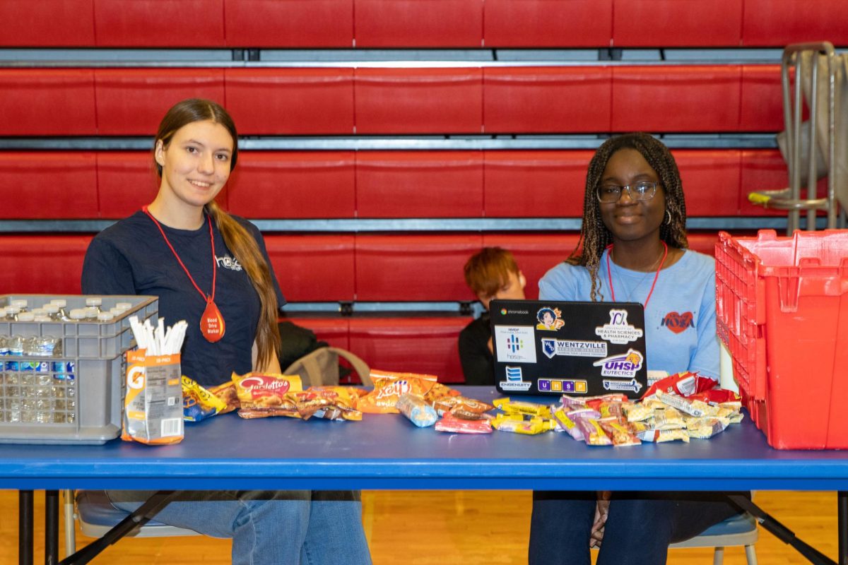 After donating, you are given a snack, a drink, and the opportunity to sit for about 15 minutes in order to assure your safety and recovering after donation.